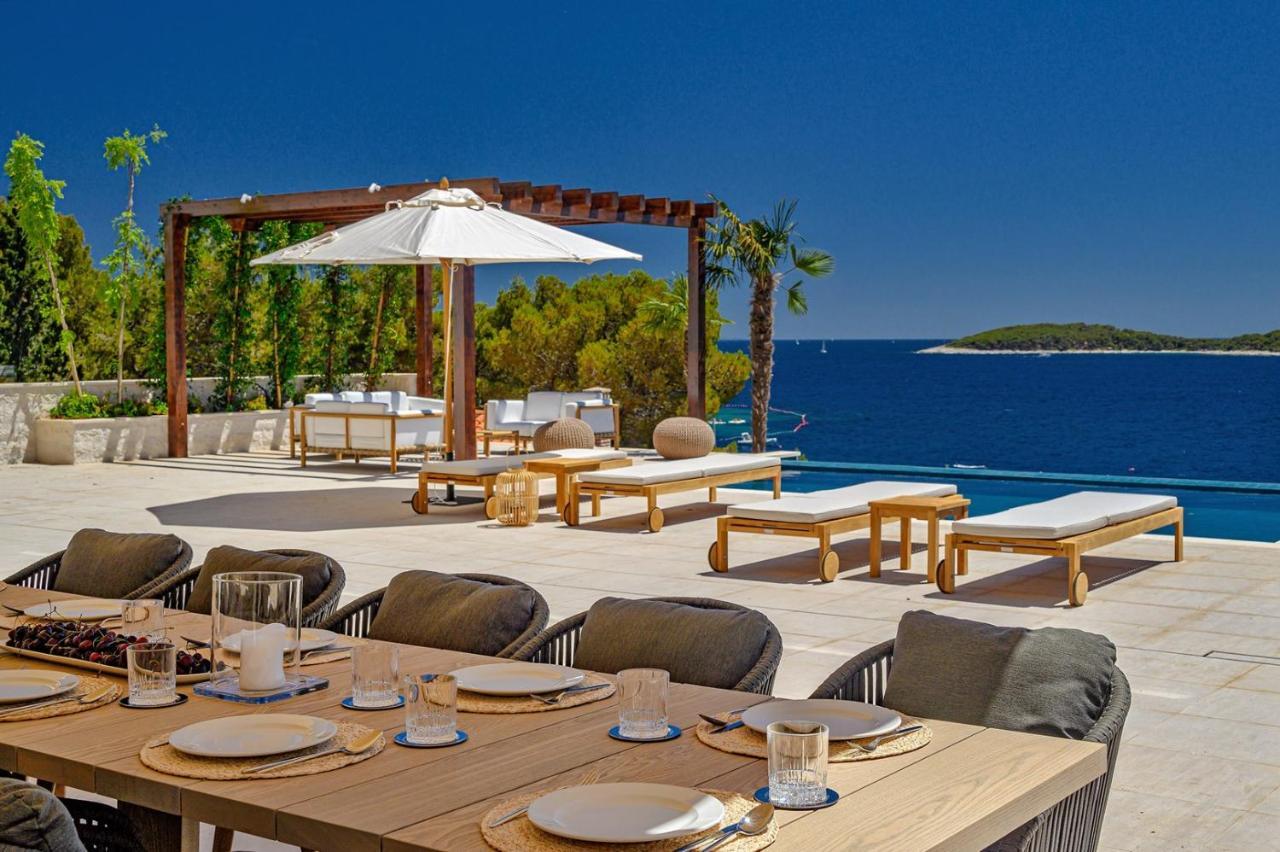 Luxury Hvar Deluxe Palace 1 With Heated Pool, Gym And Sauna