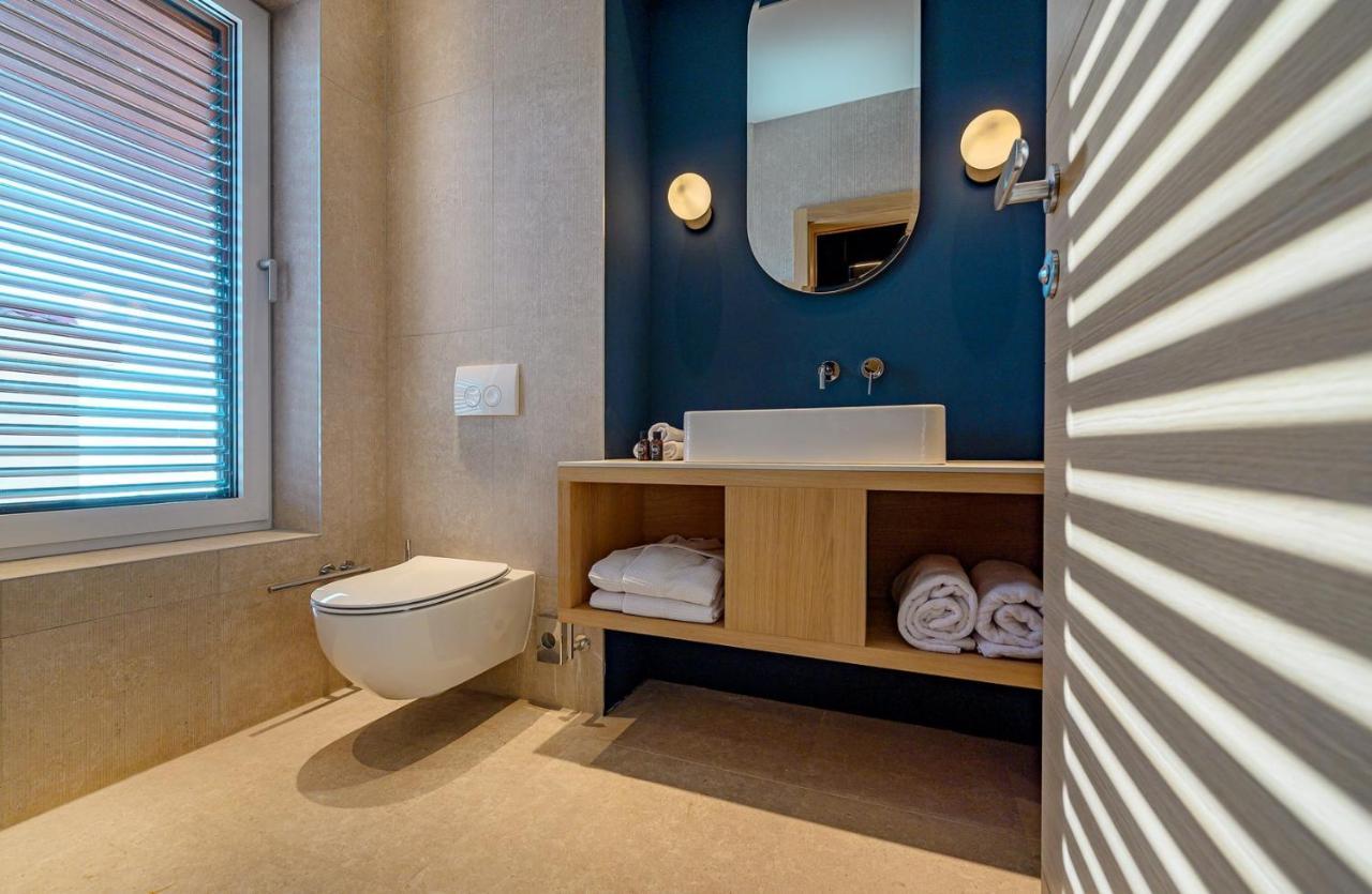 Luxury Hvar Deluxe Palace 1 With Heated Pool, Gym And Sauna